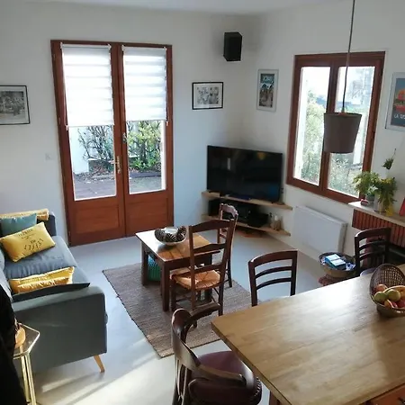 Charmante Maison Dans Le Parc De Holiday home Royan